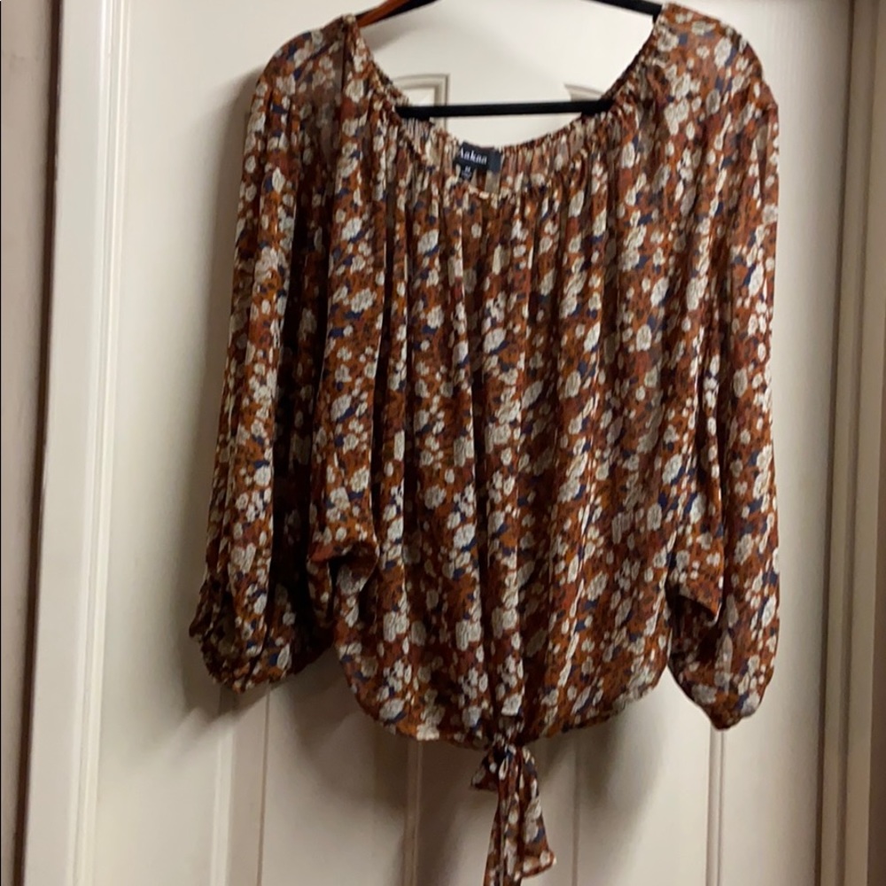 Aakaa  floral tie blouse